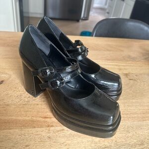 Circus NY by Sam Edelman Black Mary Jane Chunky Heels